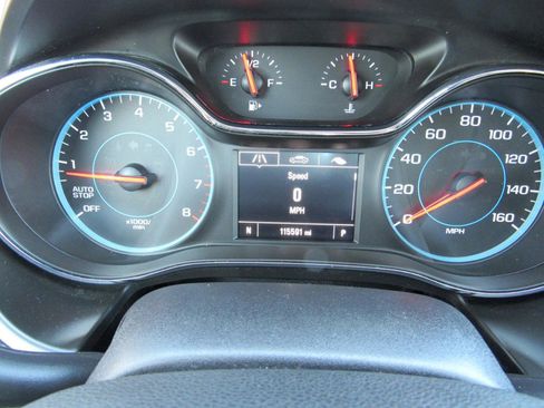 Used 2018 Chevrolet Cruze LS image 16