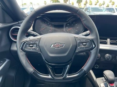 Used 2026 Chevrolet Trax RS FWD image 16