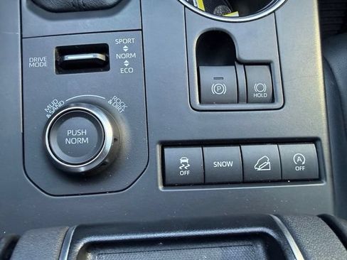 Used 2021 Toyota Highlander XSE AWD/4WD image 15