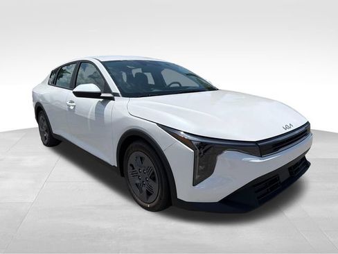 New 2026 Kia K4 FWD image 1