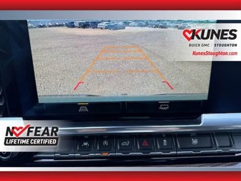 Used 2025 Chevrolet Silverado 1500 LT AWD/4WD image 27