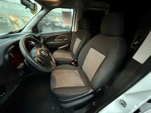 Used 2018 RAM ProMaster City Tradesman image 14