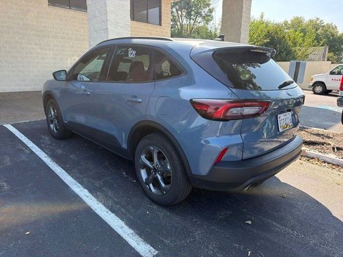 Used 2025 Ford Escape ST-Line Select AWD/4WD image 3
