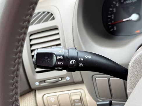 Used 2008 Kia Sedona EX FWD image 22