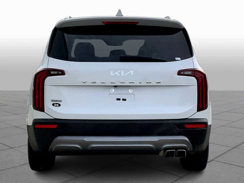 Used 2022 Kia Telluride EX image 4