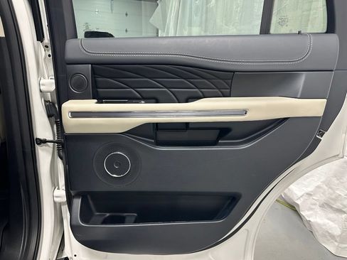 Used 2021 Ford Expedition Platinum AWD/4WD image 51