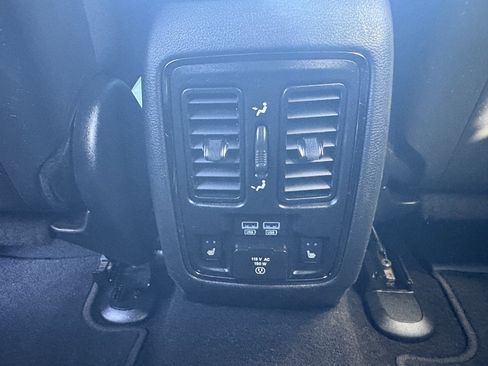 Used 2019 Dodge Durango R/T w/ Blacktop Package image 12