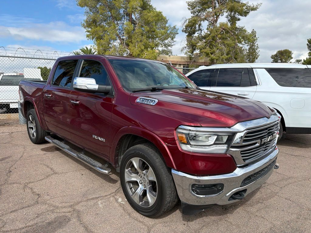 Used 2019 RAM 1500 Laramie AWD/4WD image 9