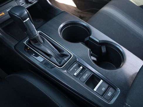 Used 2023 Honda Civic Sport image 22