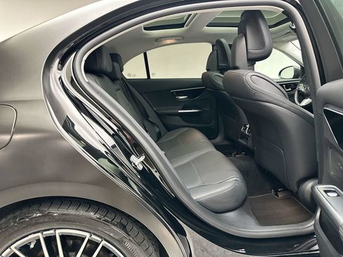 Used 2024 Mercedes-Benz C 300 4MATIC Sedan image 19