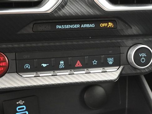 Used 2025 Ford Mustang Premium image 17