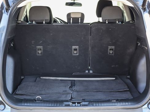 Used 2022 Ford Escape SE w/ SE Sport Appearance Package image 25