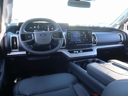 New 2025 Ford Expedition Max Active image 2