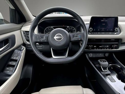 Certified 2023 Nissan Rogue SV w/ SV Premium B Package AWD/4WD image 8