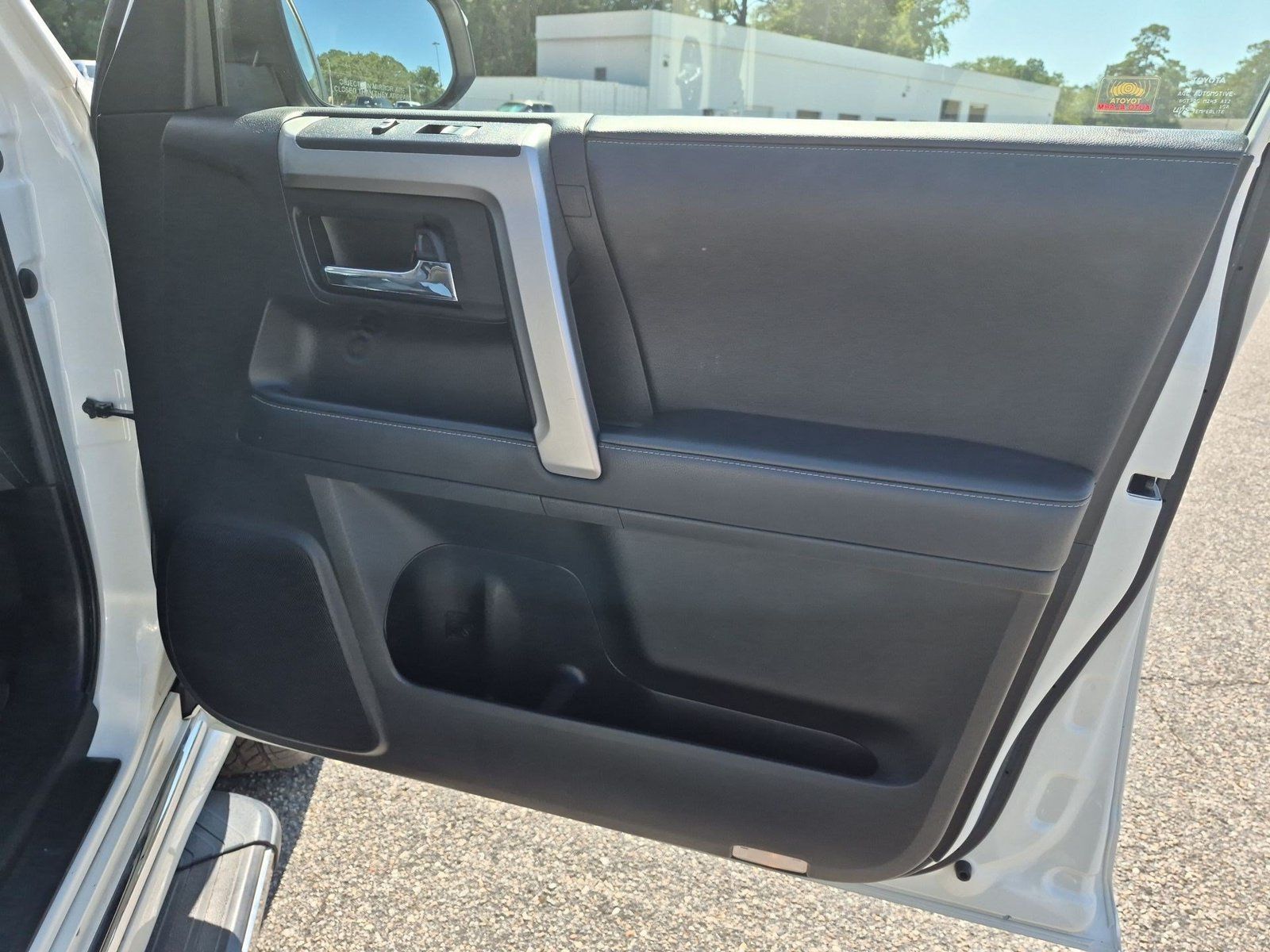 Used 2020 Toyota 4Runner Limited RWD image 28
