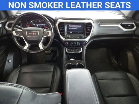 Used 2023 GMC Acadia SLT image 2