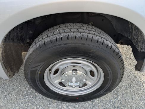 Used 2010 Ford F250 Lariat image 4