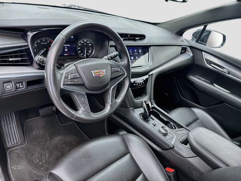 Used 2021 Cadillac XT5 Luxury FWD image 7