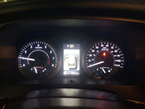 Used 2017 Toyota Sienna XLE image 23