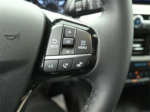 Certified 2022 Ford Escape SE w/ Convenience Package image 17