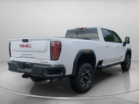 Used 2024 GMC Sierra 2500 AT4X AWD/4WD image 27