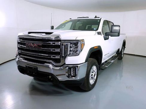 Used 2022 GMC Sierra 2500 SLE AWD/4WD image 3