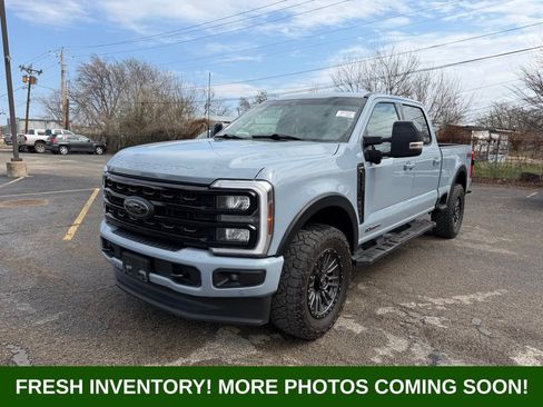 Used 2024 Ford F250 Lariat w/ Lariat Ultimate Package image 3