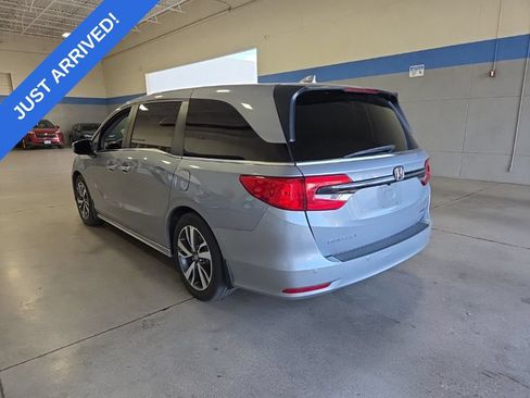 Used 2023 Honda Odyssey Touring image 4