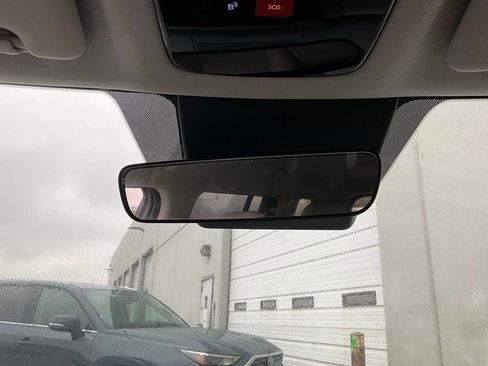 Used 2025 Hyundai Santa Fe SEL image 19