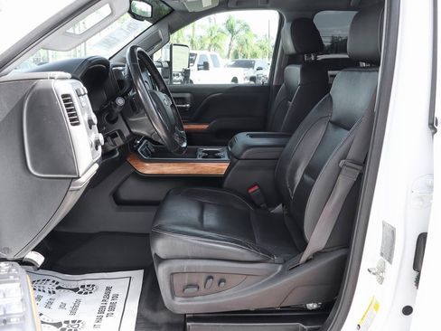 Used 2019 Chevrolet Silverado 3500 LTZ w/ Duramax Plus Package image 20