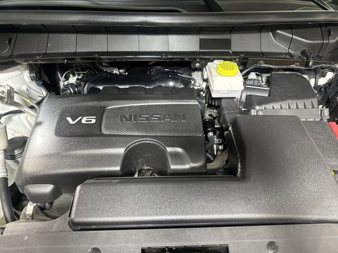 Used 2023 Nissan Pathfinder SL AWD/4WD image 26