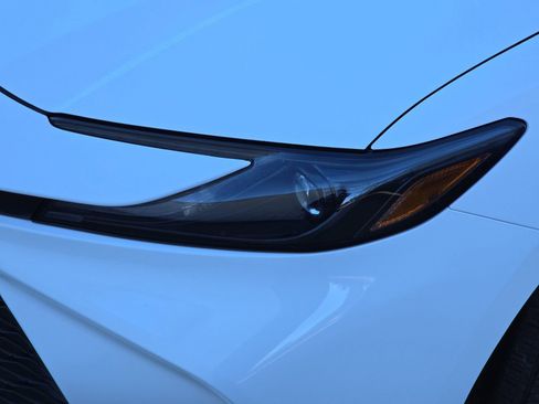 Used 2025 Toyota Camry LE image 38