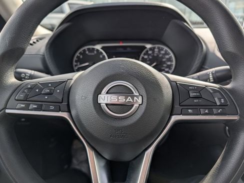 Used 2025 Nissan Sentra SV image 22