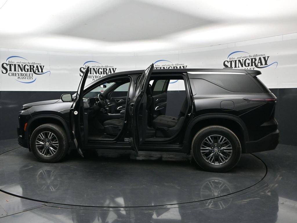 Used 2024 Chevrolet Traverse LS w/ LPO, Floor Liner Package FWD image 37