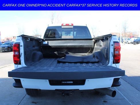 Used 2015 Chevrolet Silverado 2500 High Country w/ Duramax Plus Package image 10