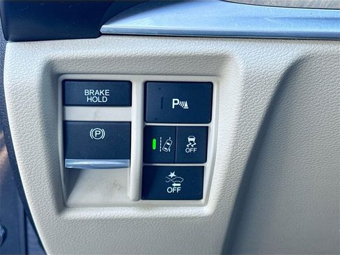 Used 2020 Acura MDX FWD w/ Technology Package image 11
