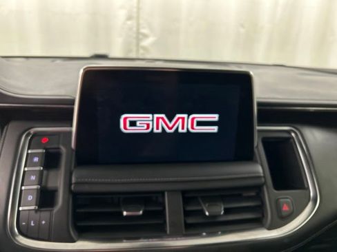 Used 2021 GMC Yukon SLE AWD/4WD image 15