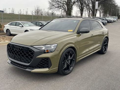 Certified 2025 Audi RS Q8 performance image 3