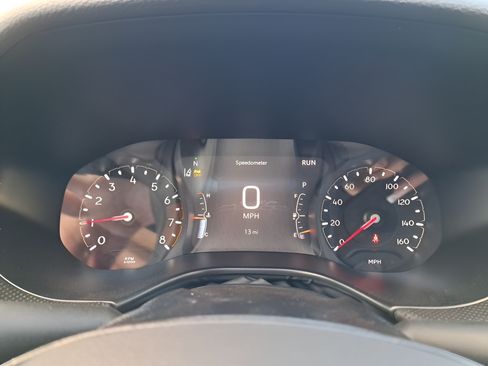 New 2026 Jeep Compass Latitude w/ Sun and Sound Group AWD/4WD image 19