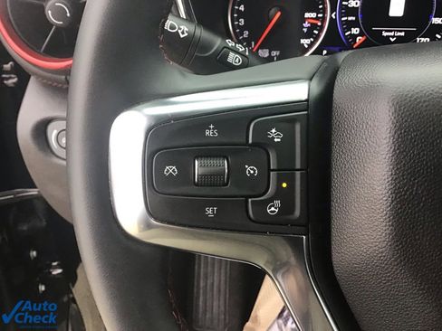 Used 2025 Chevrolet Blazer RS image 32