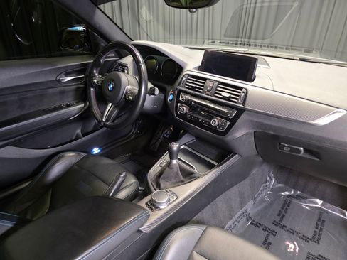 Used 2018 BMW M2 RWD image 29