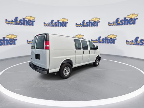 Used 2025 Chevrolet Express 2500 w/ Driver Convenience Package RWD image 8