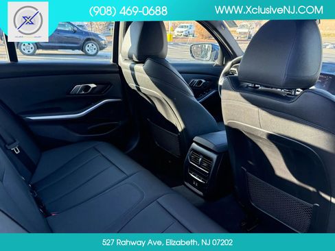 Used 2021 BMW 330i xDrive Sedan w/ Convenience Package image 25