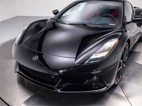 New 2025 Lotus Emira image 9