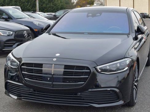 Used 2021 Mercedes-Benz S 580 4MATIC Sedan image 1