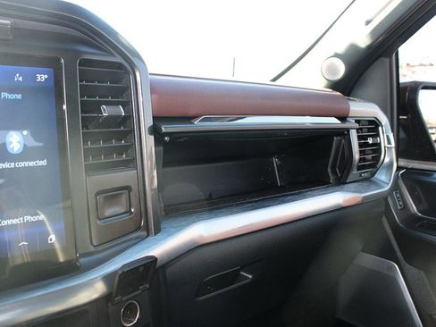 Used 2021 Ford F150 Lariat w/ Equipment Group 502A High image 31