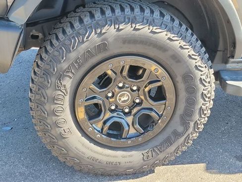 Certified 2023 Ford Bronco Wildtrak AWD/4WD image 5