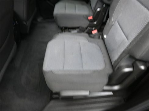 Used 2023 Chevrolet Traverse LT w/ Midnight/Sport Edition image 23