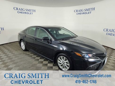 Used 2023 Toyota Camry SE FWD image 7