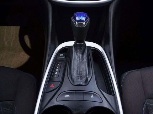 Used 2018 Chevrolet Volt LT image 22